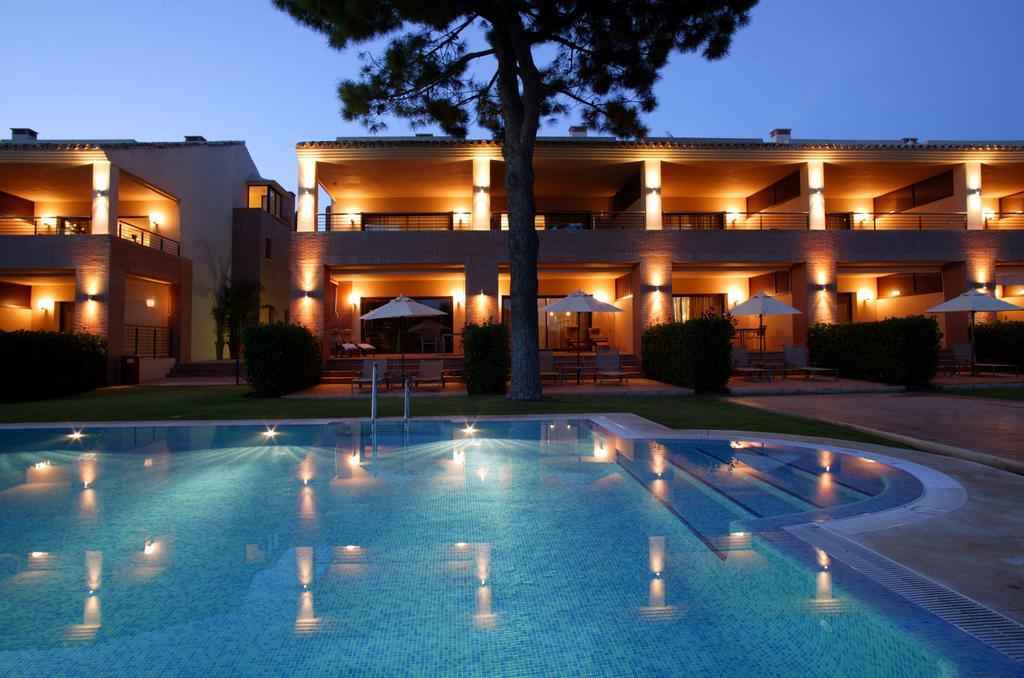 Don Carlos Marbella Ngoại thất bức ảnh The hotel at night