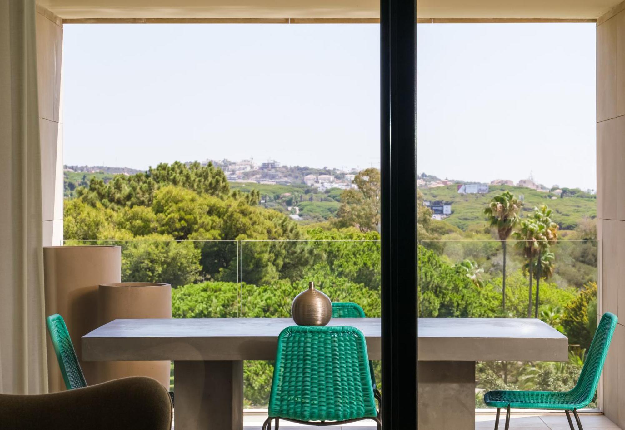 Don Carlos Marbella Ngoại thất bức ảnh View from the living room